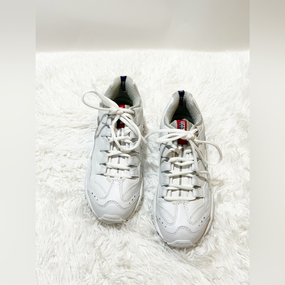 SKECHERS HERITAGE SPORT WHITE WALKING SNEAKERS WOMENS SHOES SIZE 7.5